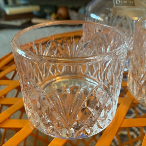 Godinger Stackable Whiskey Decanter and Glasses Dublin 3 pc set - Picture 2 of 7